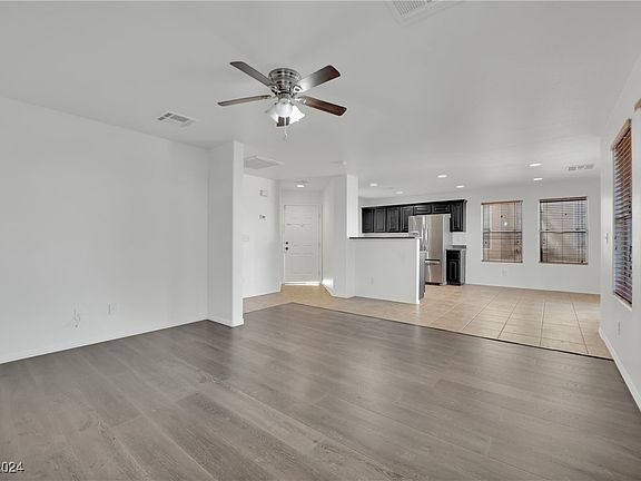 5th image of 4814 Portola Vista Ave