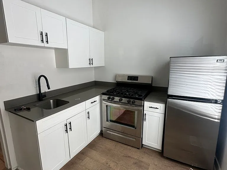 Council Crest Apartments — Photo 24