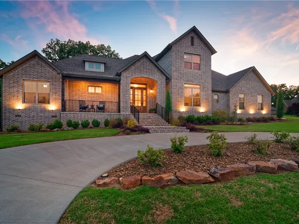 2675 Peabody Pl, Fayetteville, AR 72704