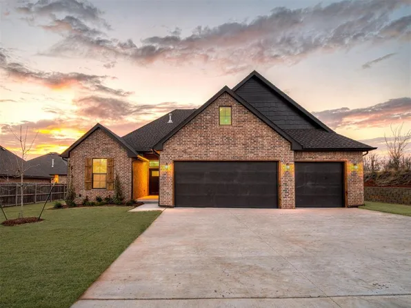 2240 E Thomas Ter, Mustang, OK 73064