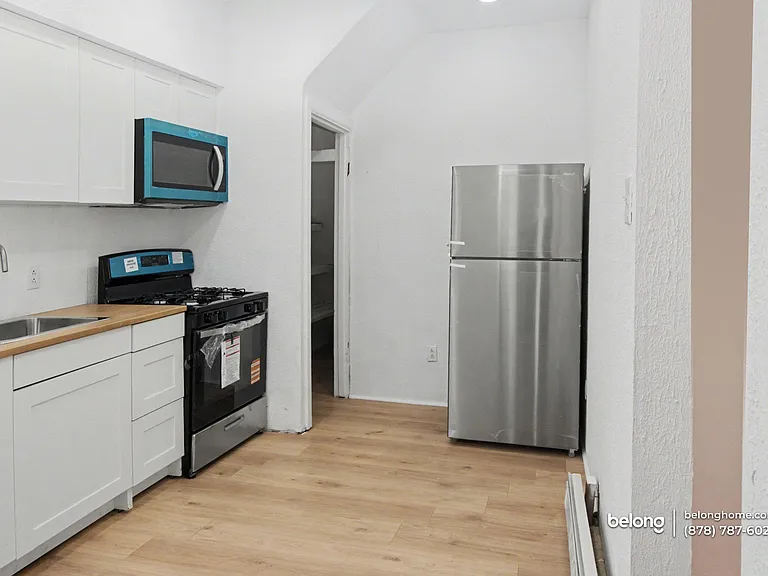 2309 Valera Ave — Photo 10