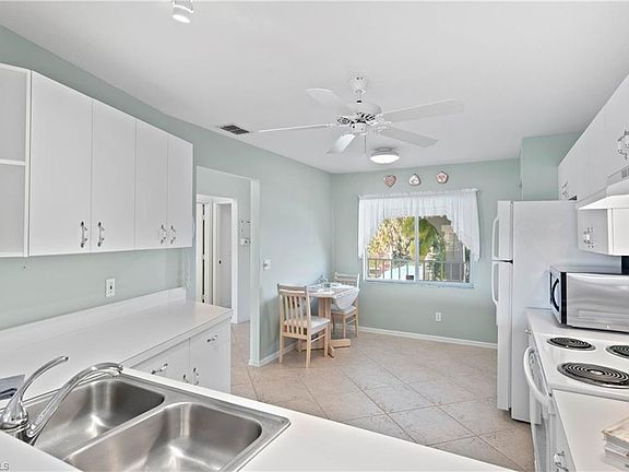 4th image of 452 Belina Dr #2