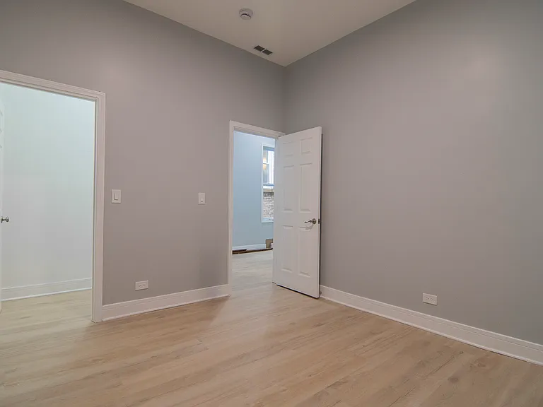 6600 S Evans Ave — Photo 6