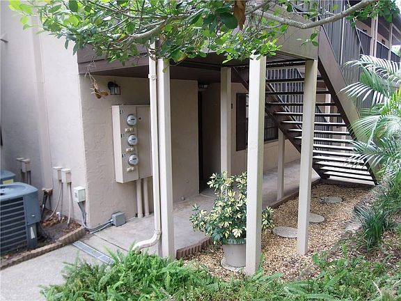4th image of 225 E 10th Ave APT C1