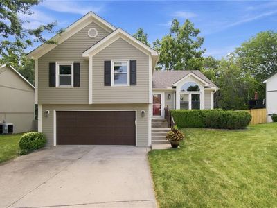 7324 N Richmond Ave, Kansas City, MO, 64158