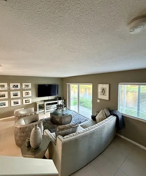 8968 Lancaster St — Photo 15