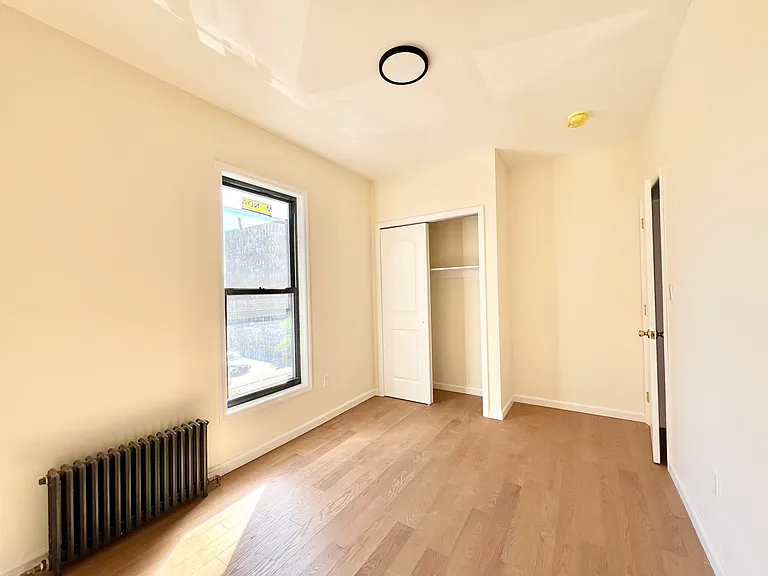 2238 Benson Ave #2 — Photo 5