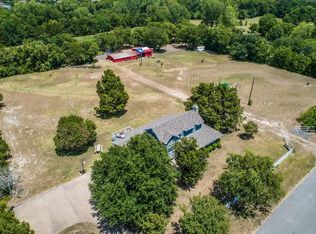 541 N Loop Dr, Cedar Hill, TX 75104