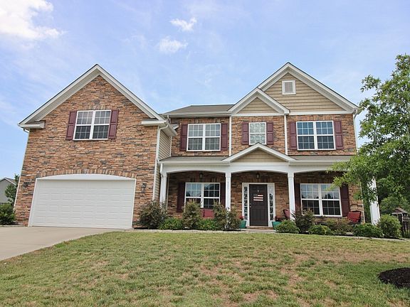 2nd image of 905 High Glenn Ct