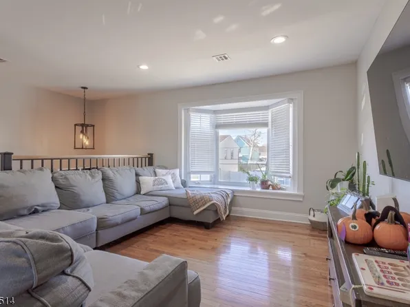 5 Jessie Street, Carteret, NJ 07008