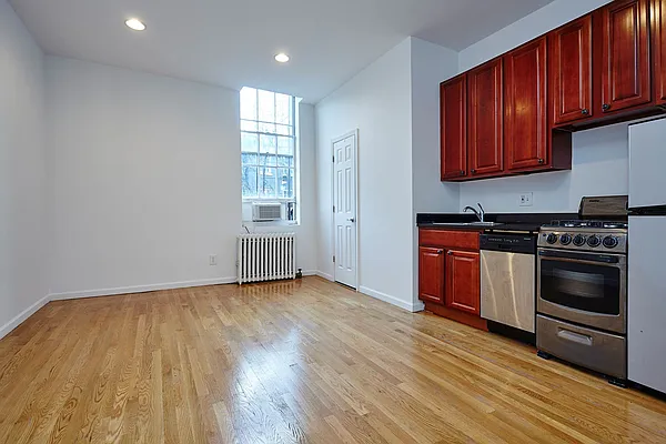 Rented by Gatsby Enterprises, LLC | media 6