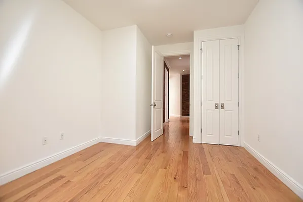 Rented by Compass | media 11