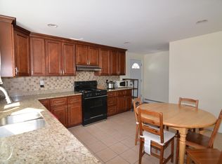 32 Upham St FLOOR 1, Malden, MA 02148
