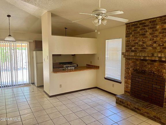 4th image of 1388 Trudy Elaine Dr