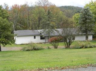 210 Kaufman Rd, Greensburg, PA 15601