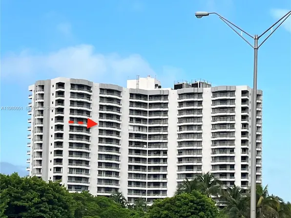 3300 NE 191st St, Aventura, FL