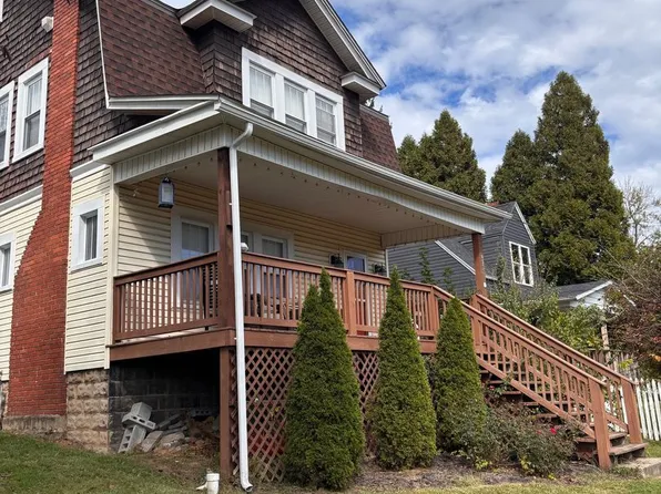 657 Stewart St, Morgantown, WV 26505