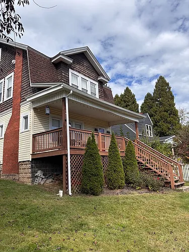 657 Stewart St Photo 1