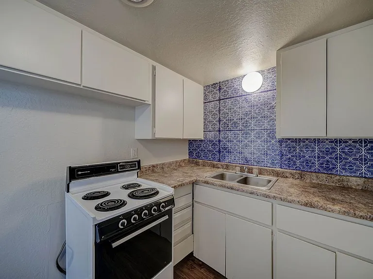 9316 E Balsam Ave #14 — Photo 7