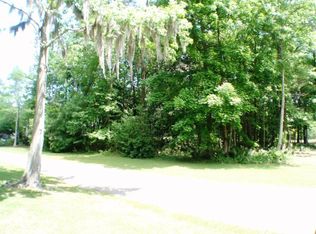 49 Greenwood Dr, Hilton Head Island, SC 29928