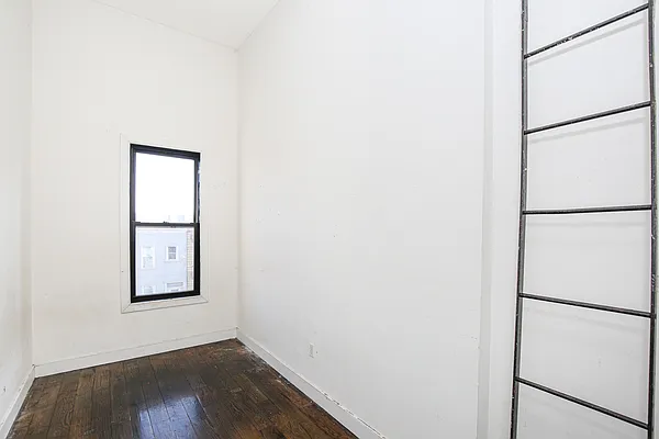 Rented by Exit Realty First Choice | media 30