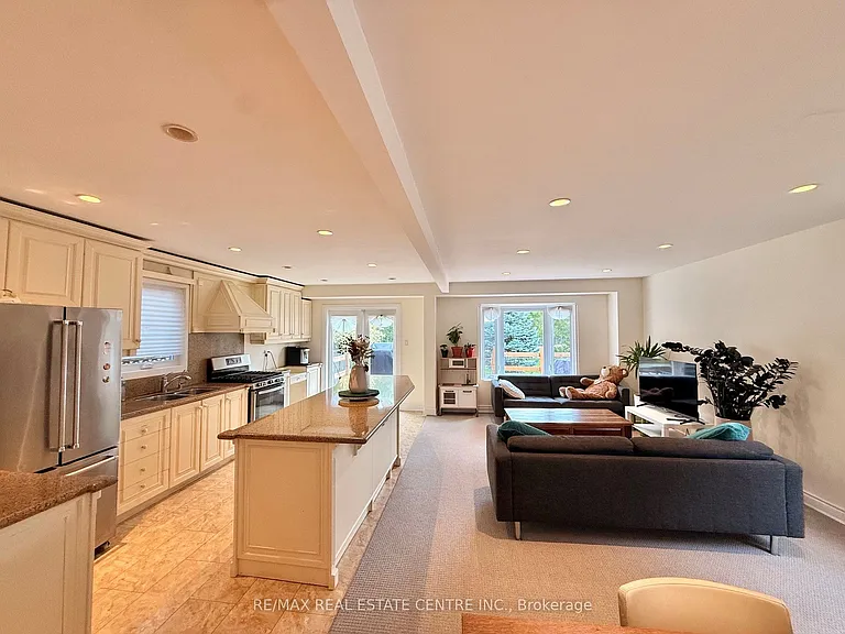 2197 Munns Ave — Photo 5