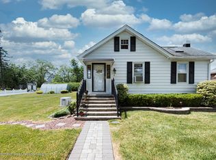 1 Herbert St, Marlboro, NJ 07746