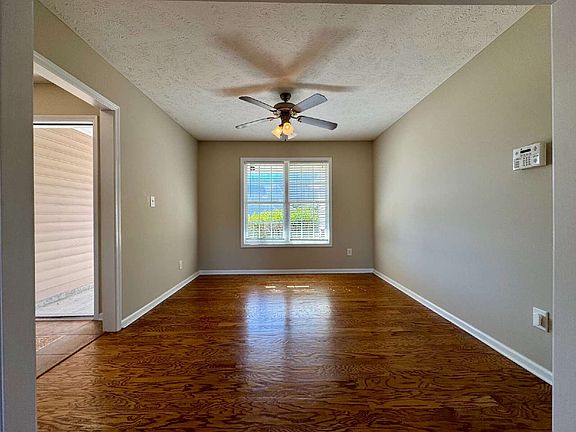 5th image of 114 Edisto Ct