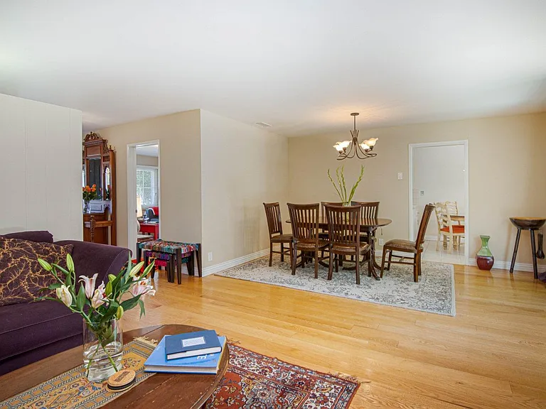 6706 Capistrano Ave — Photo 8