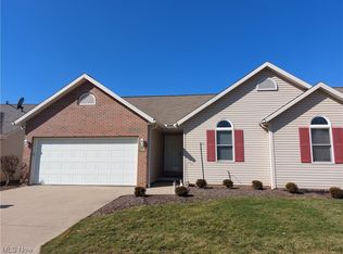 1436 Waters Edge Dr, Akron, OH 44313