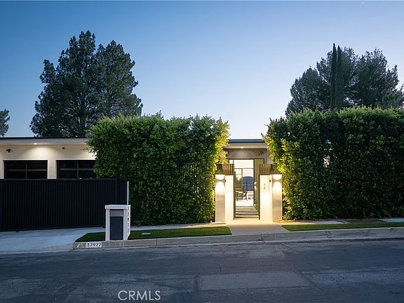 3rd image of 17977 Medley Dr