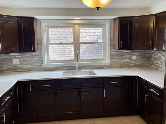 2nd image of 1913 S 51st Ave #2