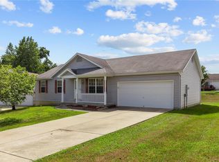 35 Skipping Rock Ct, Wentzville, MO 63385