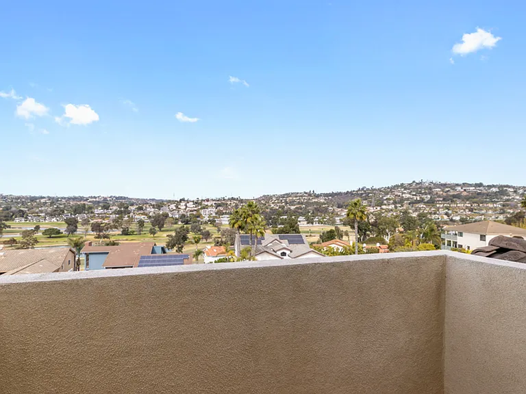 Costa Pointe Luxury 3-4 Bedroom Townhomes — Photo 13
