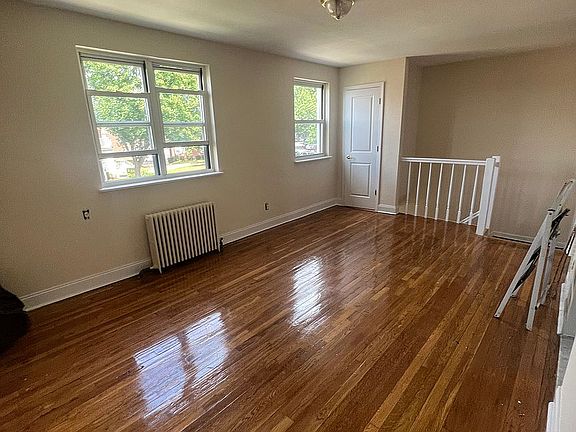 5th image of 67-01 Cloverdale Blvd #A