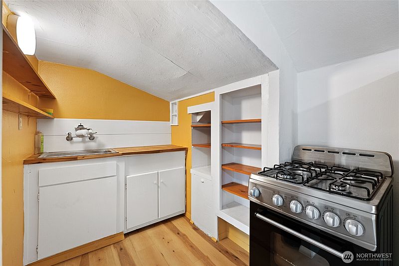 5th image of 1414 W Tenth Avenue
