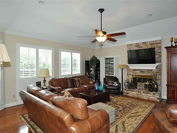 2nd image of 5119 Blue Creek Dr