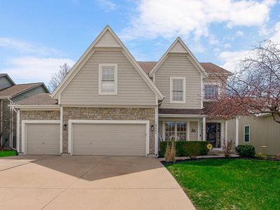 18447 W 154th Ter, Olathe, KS, 66062