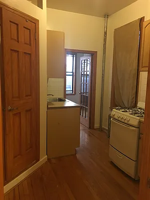 Rented by Warren T Real Estate Corp. | media 17