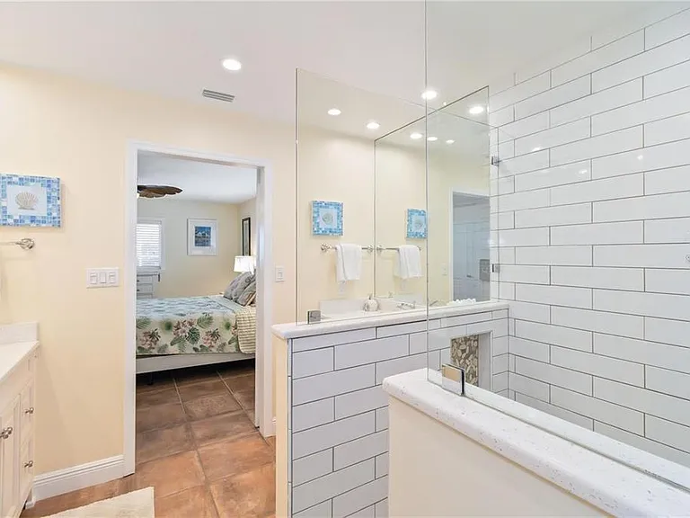 6711 Avenue C — Photo 22