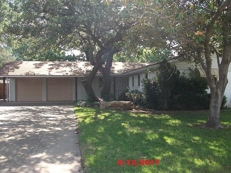 1st image of 1305 Rolling Hills Dr S