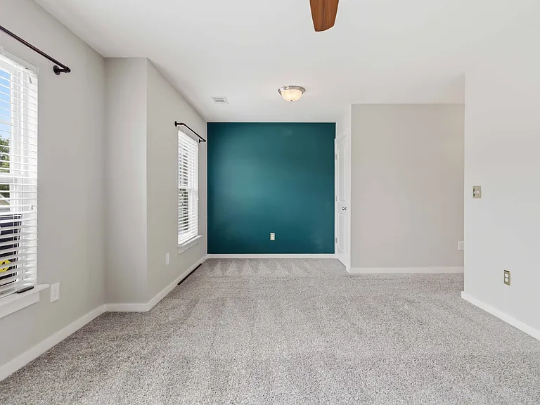730 Elmbrook Dr — Photo 16