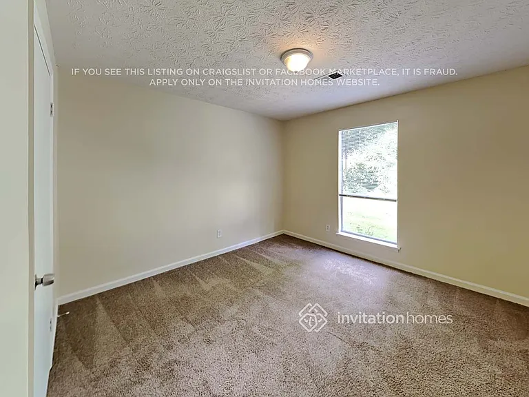 614 Oxford Hall Dr — Photo 13