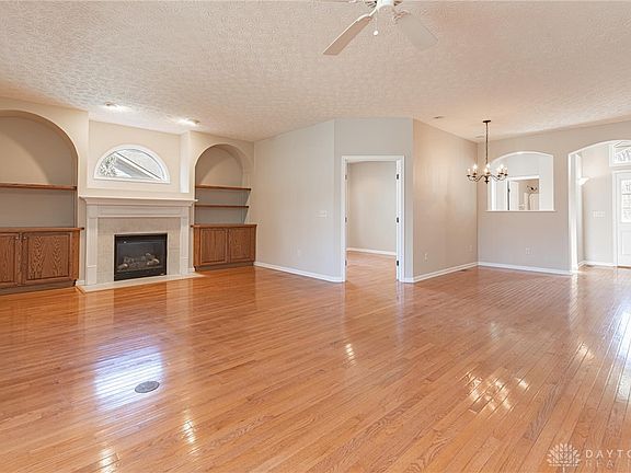 5th image of 2720 Majestic Oaks Ct