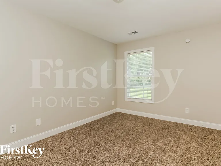 5680 Grande River Rd — Photo 12