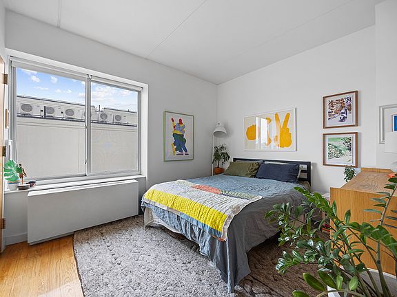 5th image of 892 Bergen St APT 8A