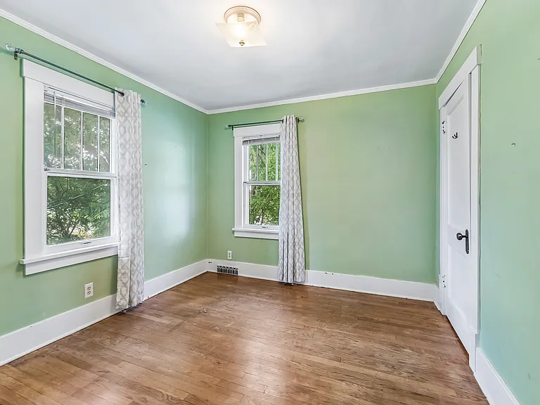 3514 N 45th Ave — Photo 11
