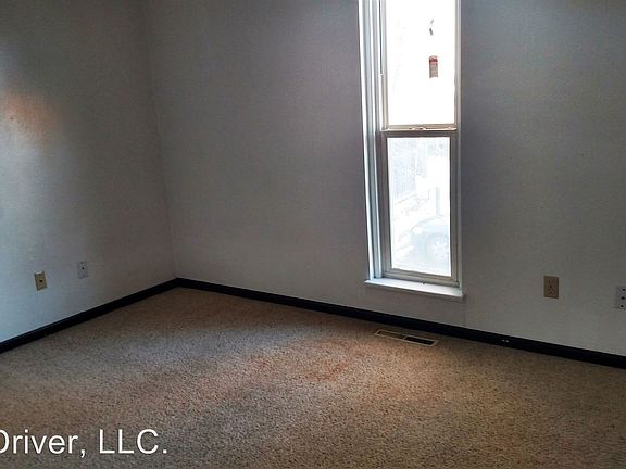5th image of 428 Prairieview Dr APT B