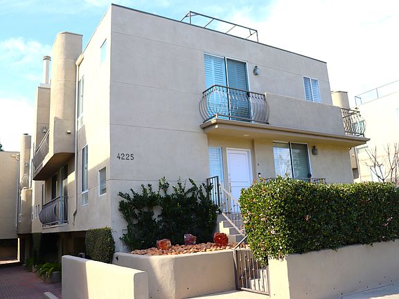2nd image of 4225 Tujunga Ave APT A