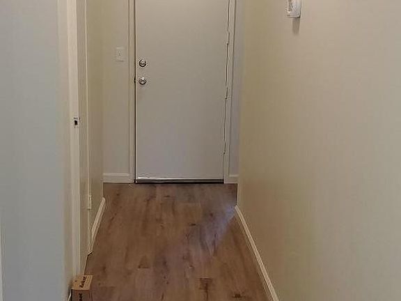4th image of 814 Mantelli Dr